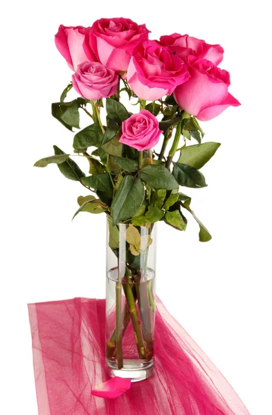 Όμορφο ροζ τριαντάφυλλα στο βάζο που απομονώνονται σε λευκό — Φωτογραφία Αρχείου