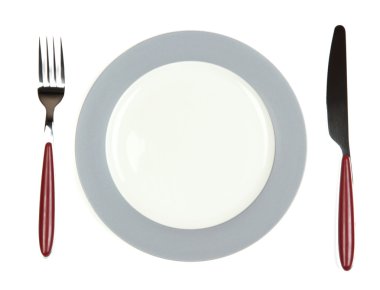 bıçak, beyaz tabak ve çatal, üzerinde beyaz izole