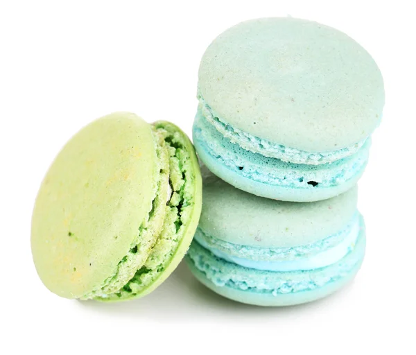 Macarons doux isolés sur blanc — Photo