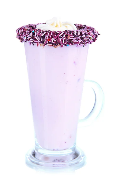 Delicioso batido de leite isolado em branco — Fotografia de Stock