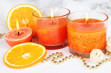 romantik yanan mumlar yakın çekim