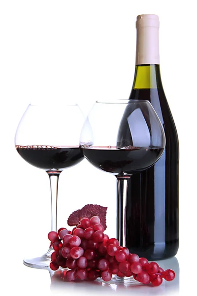 Rotwein isoliert auf Weiß — Stockfoto