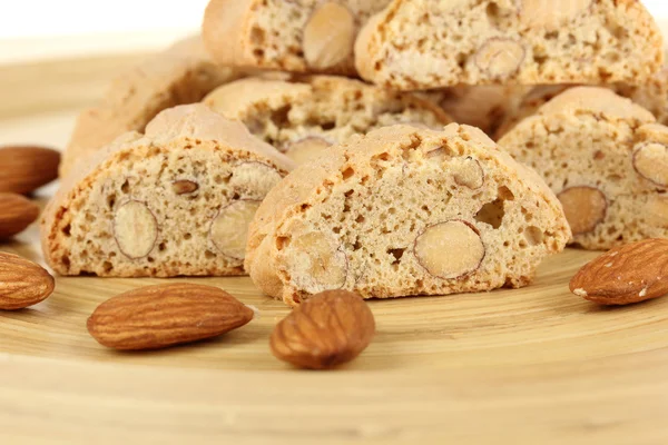 Aromatische cookies cantuccini op houten plaat close-up — Stockfoto