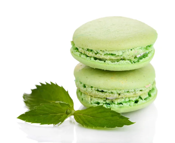 Mild macaroons isolerad på vit — Stockfoto