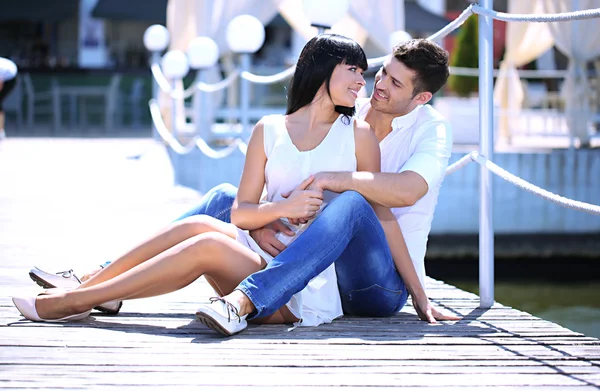 Beautiful young romantic couple — Stock Photo, Image