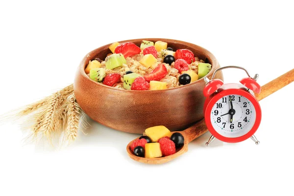 Harina de avena con frutas aisladas en blanco —  Fotos de Stock