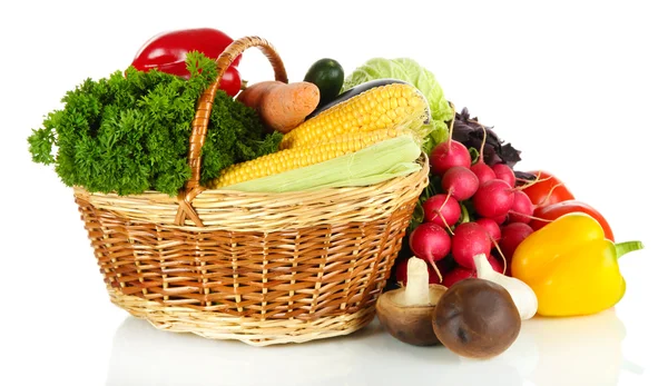 Verschillende groenten geïsoleerd op wit — Stockfoto