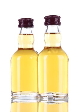 Mini Bar şişe, üzerinde beyaz izole