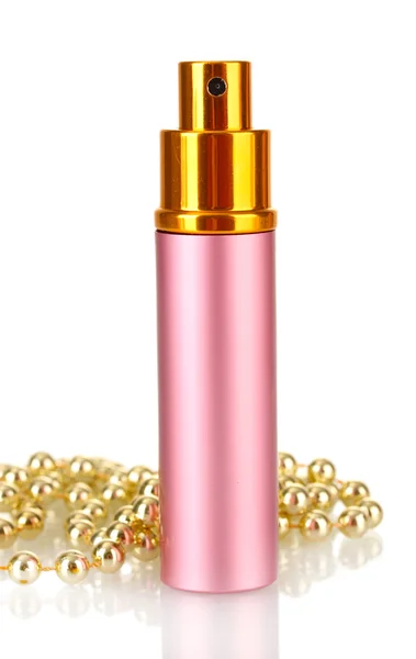 Perfumy dla kobiet w butelkę i koralików, na białym tle — Zdjęcie stockowe