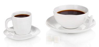 bir bardak beyaz izole güçlü kahve