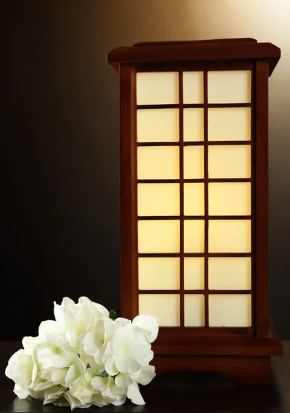 Japanese table lamp on brown background — Stock Photo, Image