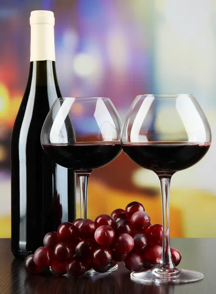 Degustação de vinhos em restaurante — Fotografia de Stock