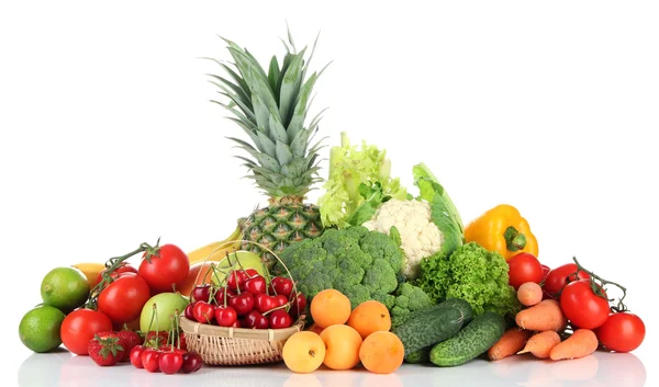 Sortimento de frutas e legumes frescos, isolados em branco Imagem De Stock