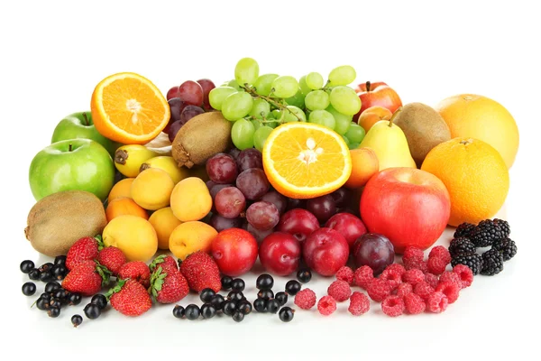 Frutas y bayas frescas aisladas en blanco — Foto de Stock