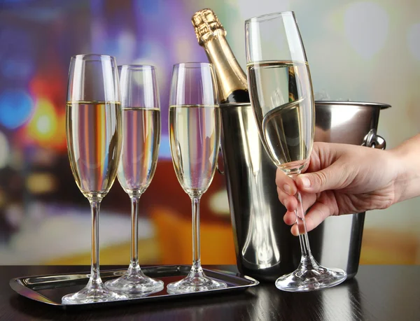 Champagne in glasses in restaurant — Stock Photo, Image