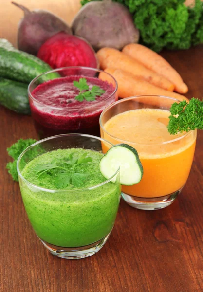 Fresh vegetable juices on table close-up — Stock Photo, Image