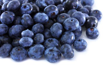 beyaz izole yaban mersini