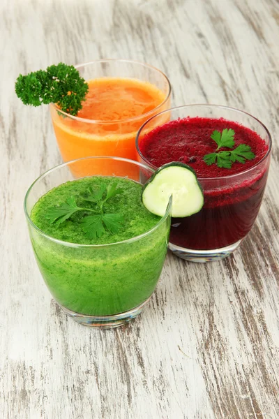 Fresh vegetable juices on table close-up — Stock Photo, Image