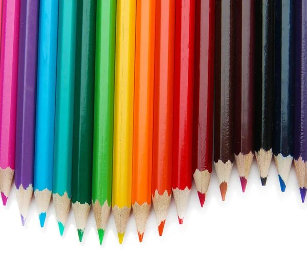 Crayons de couleur isolés sur blanc — Photo