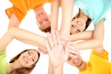 mutlu bir grup üzerinde beyaz izole güzel genç insan