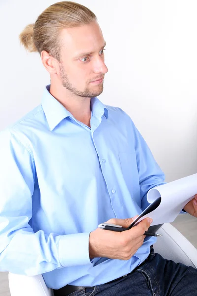 Retrato del exitoso psicólogo o empresario — Foto de Stock