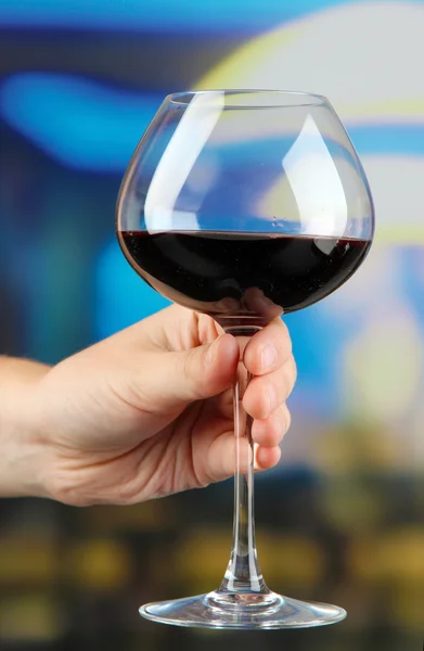 Wine tasting in restaurant — Stock Photo, Image