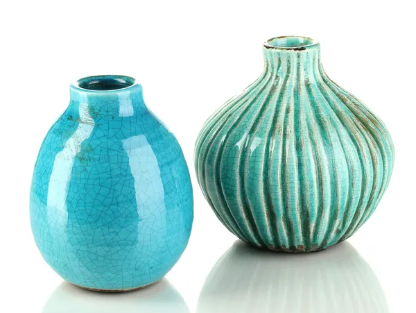 Vasi decorativi in ceramica isolati su bianco — Foto Stock