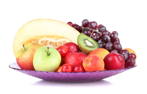 Assortimento di frutti succosi isolati su bianco — Foto Stock