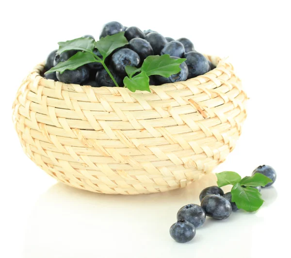 Blueberries in wooden basket isolated on white — Stock Photo, Image