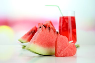 taze karpuz, karpuz suyu bir bardak