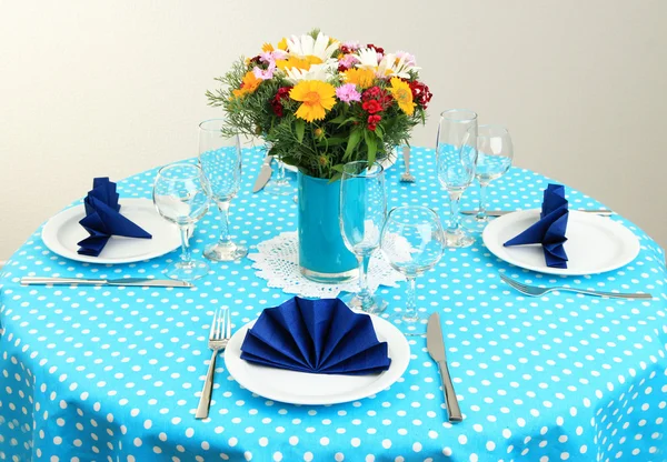 Beautiful table setting for breakfast — Stock Photo, Image