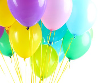 Beyaz üzerinde izole edilmiş renkli balonlar