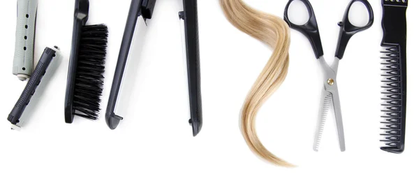 Professionella hårfrisörverktyg, isolerade på vitt — Stockfoto