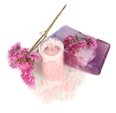 el beyaz izole deniz tuzu ile sabun yapımı