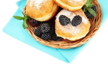 çilek, beyaz izole ile lezzetli börekler