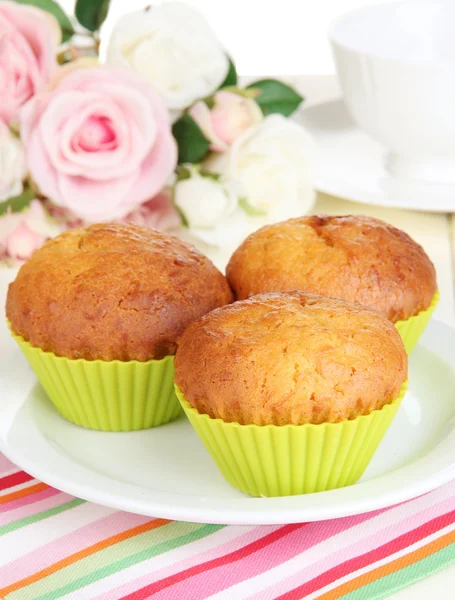 Sweet cupcakes close up — Stock Photo, Image