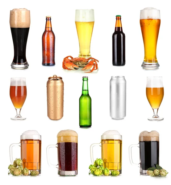 Massor av öl i olika behållare isolerad på vit — Stockfoto