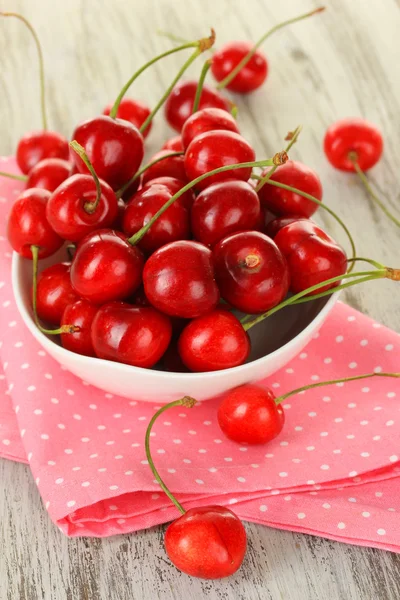 Cherry berries on wooden table close up — Stock Photo, Image