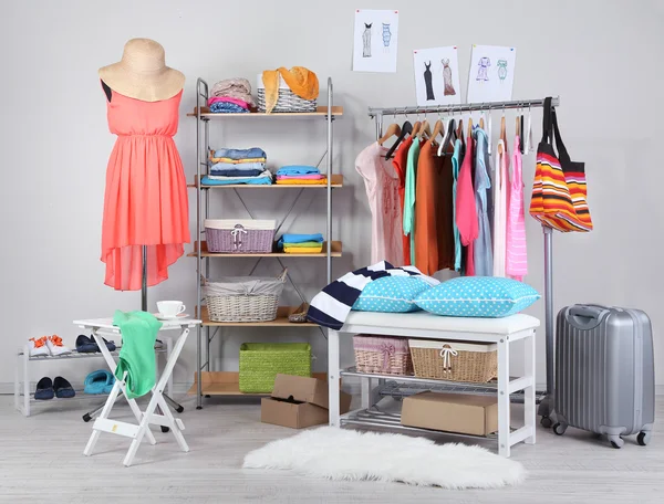 Vrouwen garderobe — Stockfoto