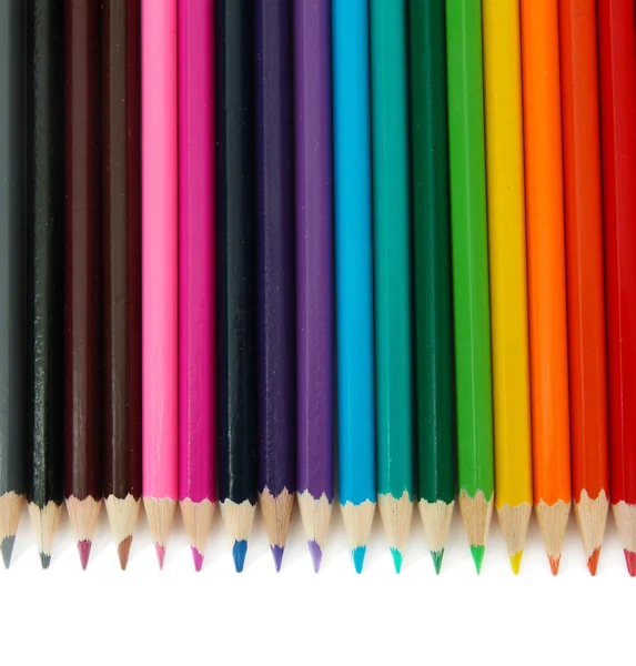 Цветные карандаши изолированы на белом — стоковое фото