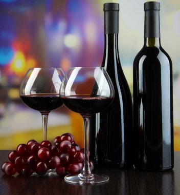 restoranda tatmak şarap