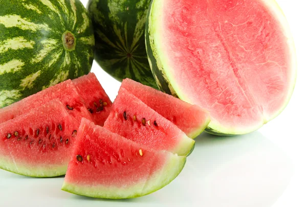 Reife Wassermelonen isoliert auf weiß — Stockfoto