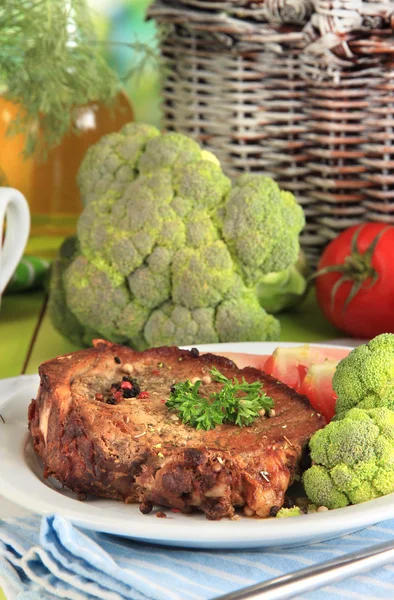 Piece of fried meat on plate close-up — Stock Photo, Image