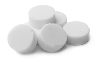 Kuru yakıt, üzerinde beyaz izole