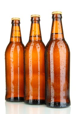 bira şişeleri üzerinde beyaz izole