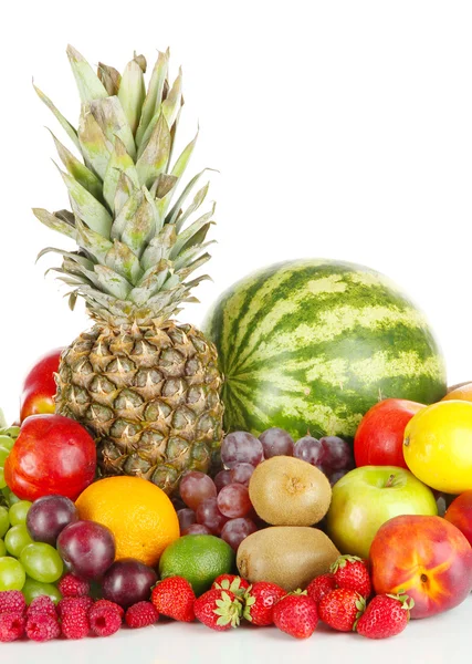 Diferentes frutas aisladas en blanco — Foto de Stock