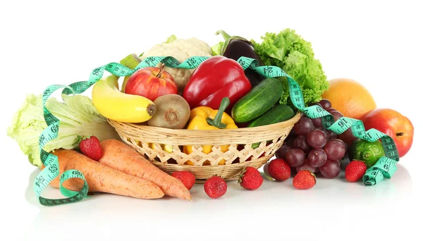 Verduras frescas aisladas en blanco —  Fotos de Stock