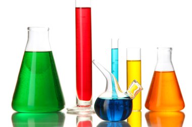 test tüpleri ile üzerine beyaz izole renkli sıvı