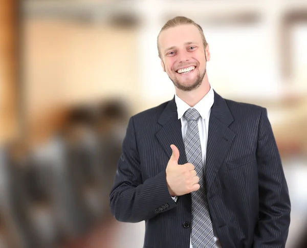 Geschäftsmann im Amt — Stockfoto