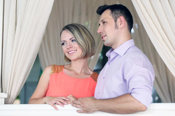 Beautiful young romantic couple, outdoors — Stock Photo, Image